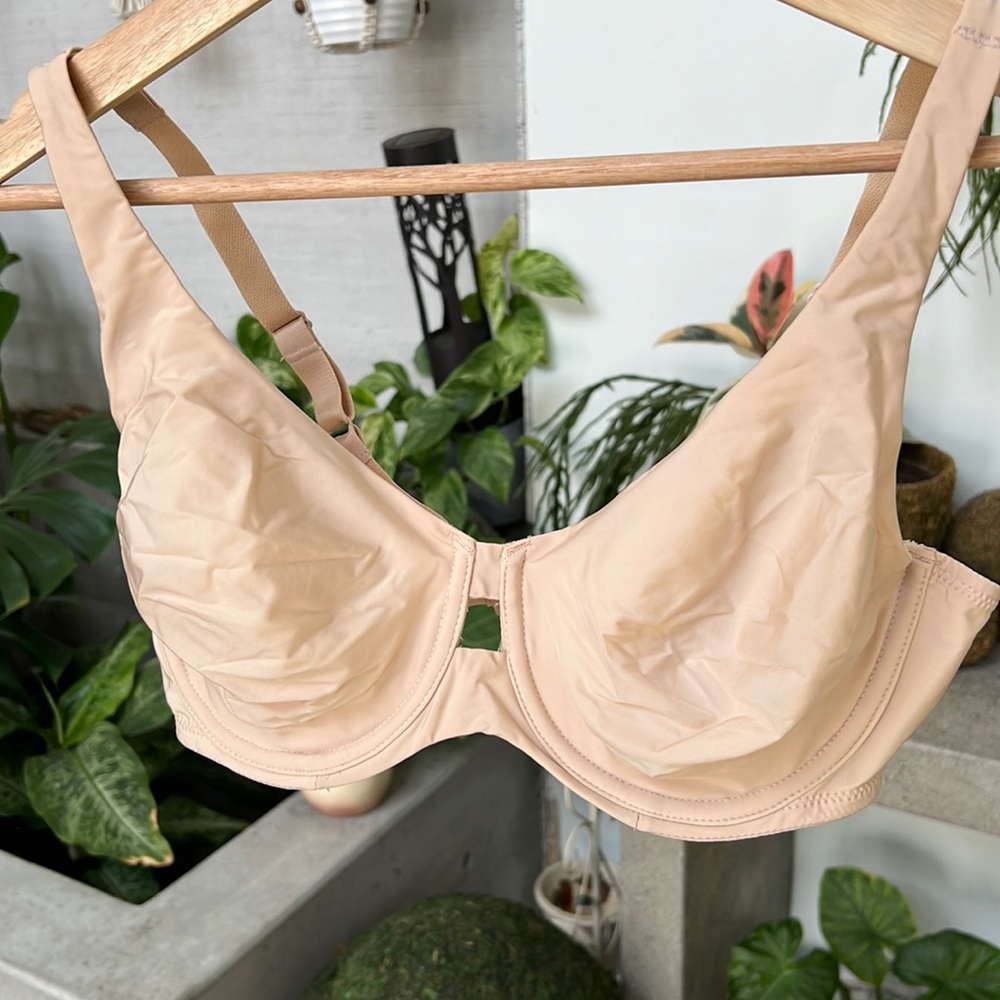 NWOT Wacoal first instinct bra